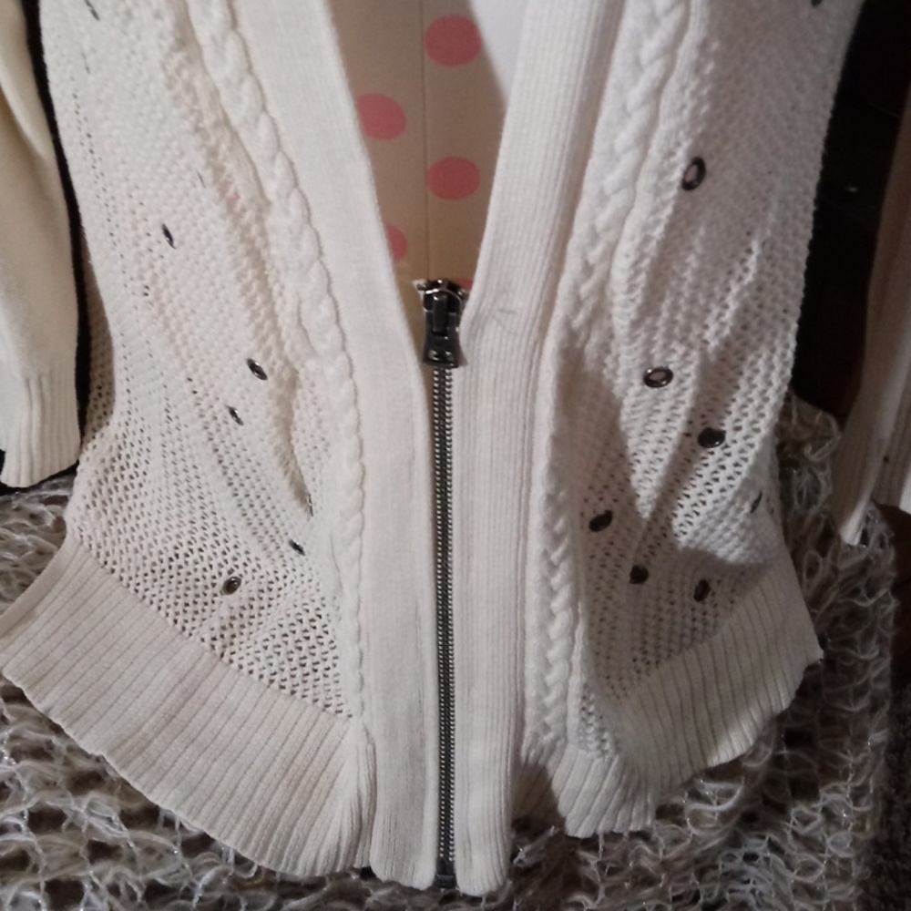 AEO Cardigan!! - Picture 4 of 6
